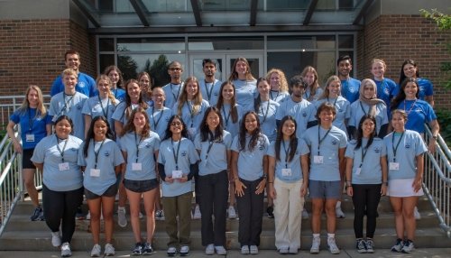 IL high school students attend the Health Careers Institute