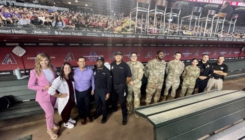 Alumni Caitlin Hall works as a PA with the AZ Diamondbacks.