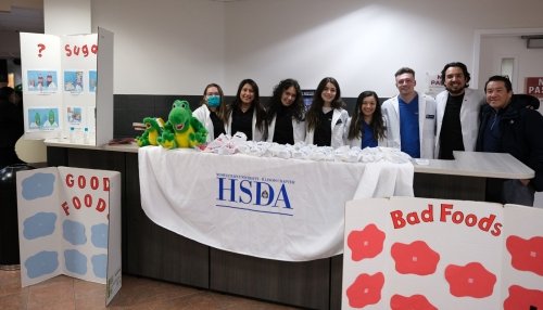 Dental Students and Faculty volunteering