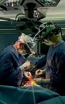 Roaya Braqa conducting Cardiovascular Perfusion during a surgery.