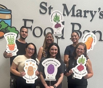 Group of Arizona College of Osteopathic Medicine students at St. Mary's Food Bank.