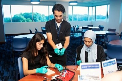 Dental medicine student Navi Singh mentors students